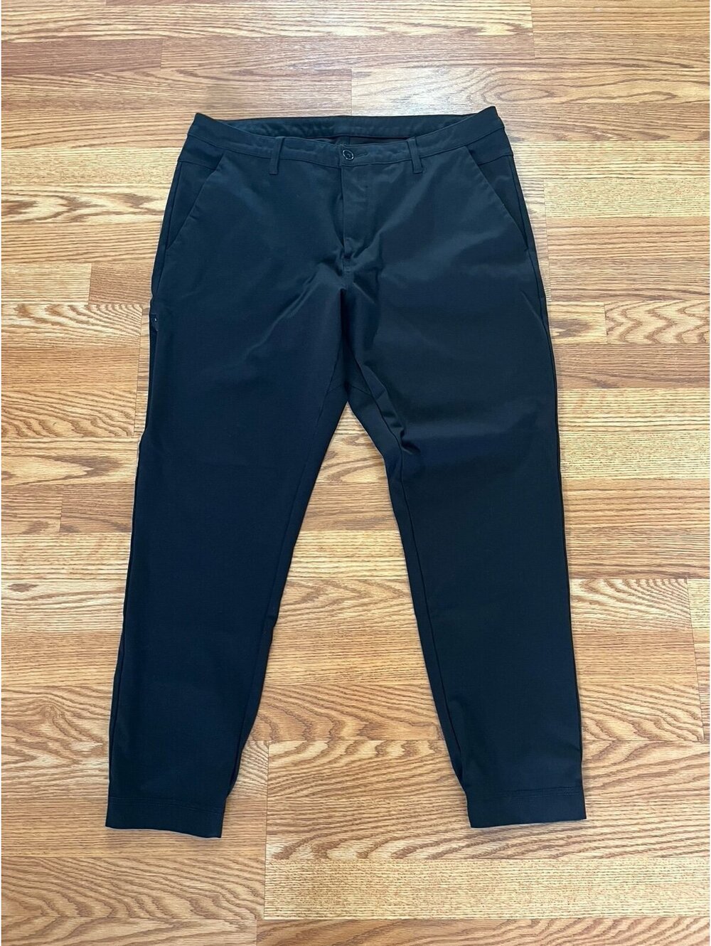 BYLT Men’s slim fit everyday jogger pants. Black color. Size 38